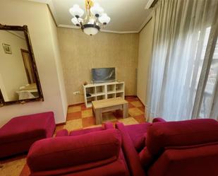Sala d'estar de Pis de lloguer en Martos amb Aire condicionat, Moblat i Rentadora