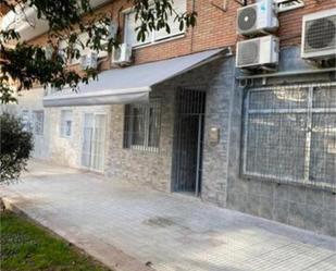 Exterior view of Loft to rent in Móstoles  with Heating, Private garden and Storage room