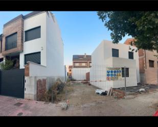 Vista exterior de Residencial en venda en Talavera de la Reina
