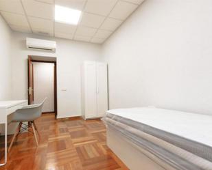 Flat to share in Calle Nebrija, 10, Casco histórico