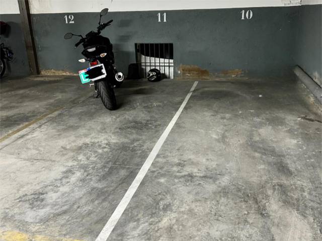 Garaje en Alquiler en Carrer Avenir, 33 en Valls