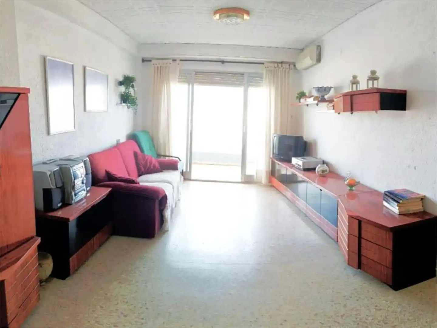 Flat for sale in Carretera les Marines Racons a Dénia, 8, Devessa - Monte Pego Living room of Flat for sale in Dénia with Air Conditioner, Heating and Private garden