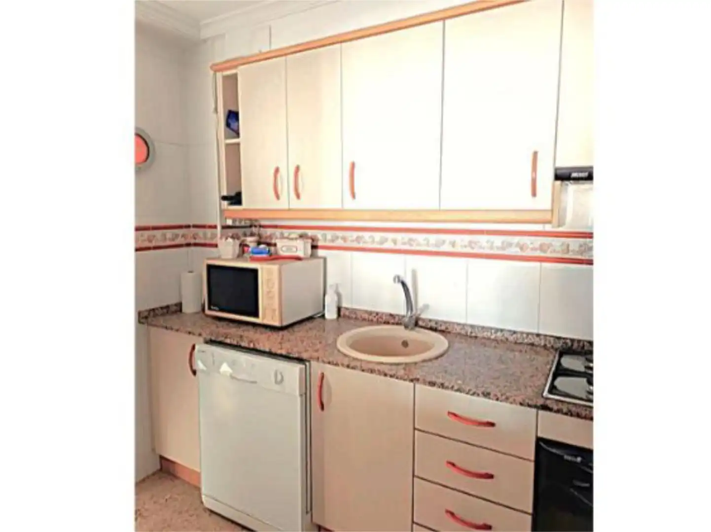 Flat for sale in Carretera les Marines Racons a Dénia, 8, Devessa - Monte Pego Kitchen of Flat for sale in Dénia with Air Conditioner, Heating and Private garden