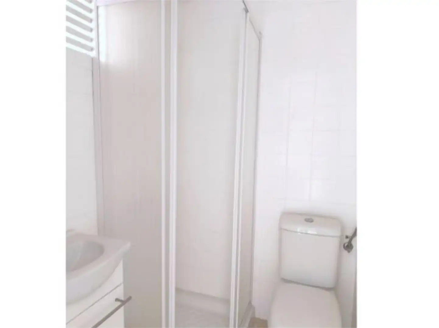 Flat for sale in Carretera les Marines Racons a Dénia, 8, Devessa - Monte Pego Bathroom of Flat for sale in Dénia with Air Conditioner, Heating and Private garden