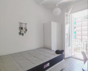 Flat to share in Rambla de Badal, 160, Sants