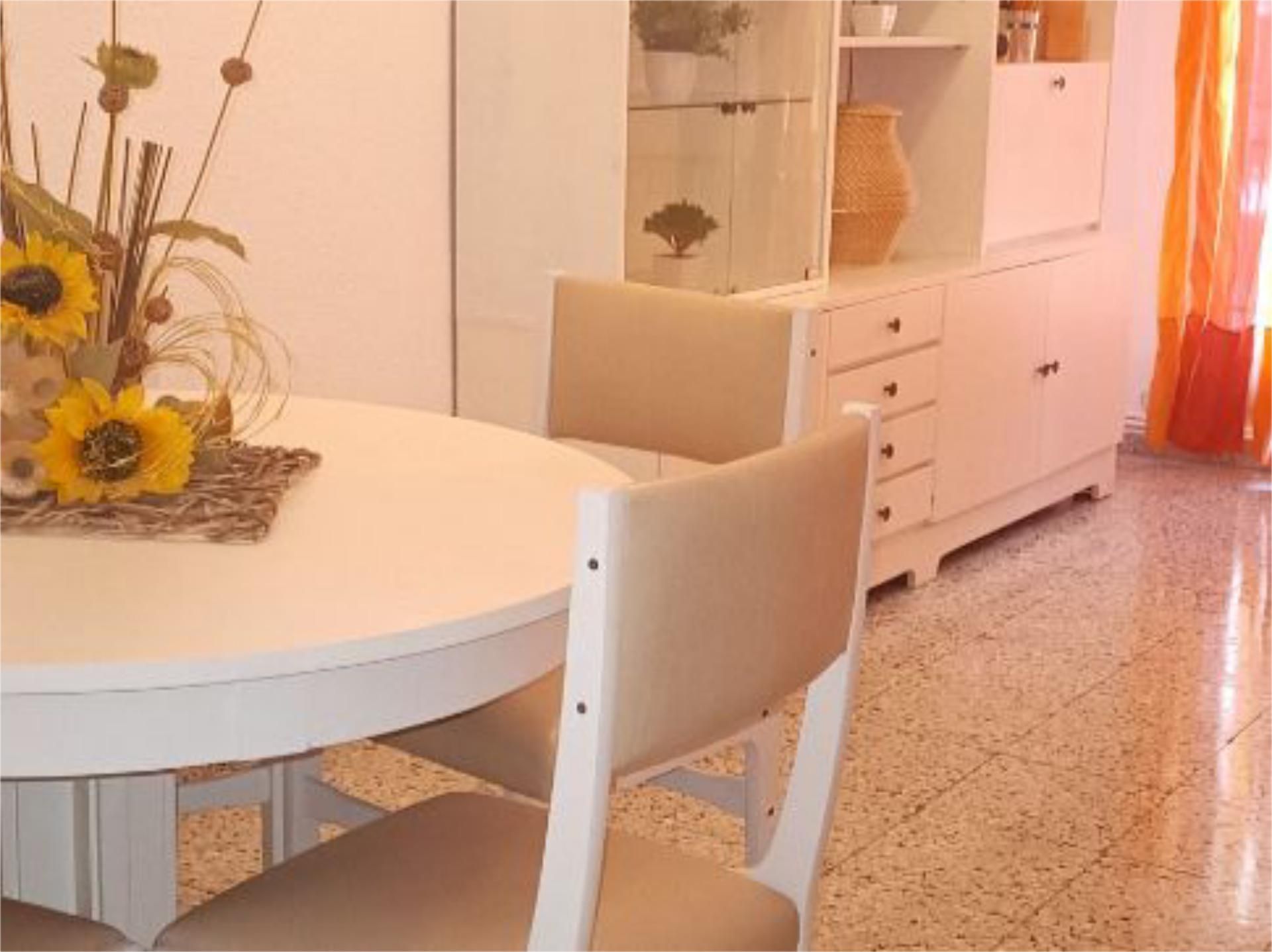 Flat to rent in Calle de Santa Teresa de Jesús, 19, Centro Urbano