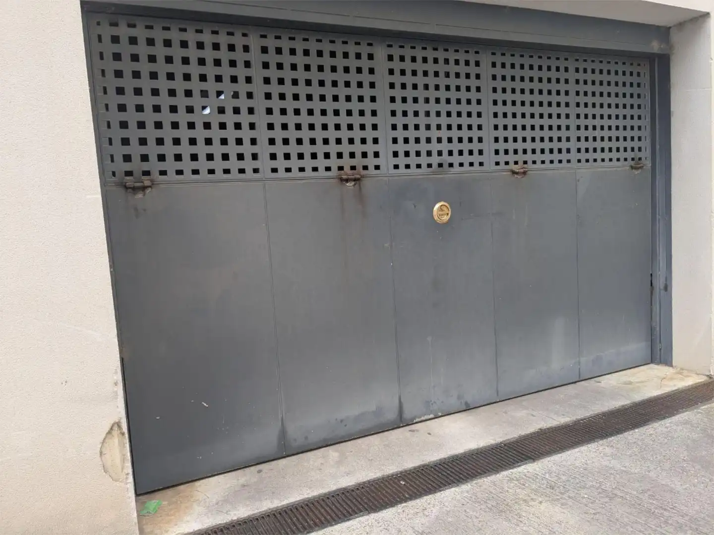 Vista exterior de Garaje en venta en Terrassa