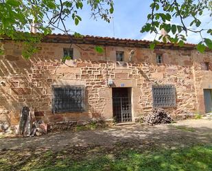 Vista exterior de Finca rústica en venda en San Millán de Lara amb Forn, Microones i TV