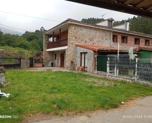 Exterior view of House or chalet for sale in Voto  with Terrace and Balcony