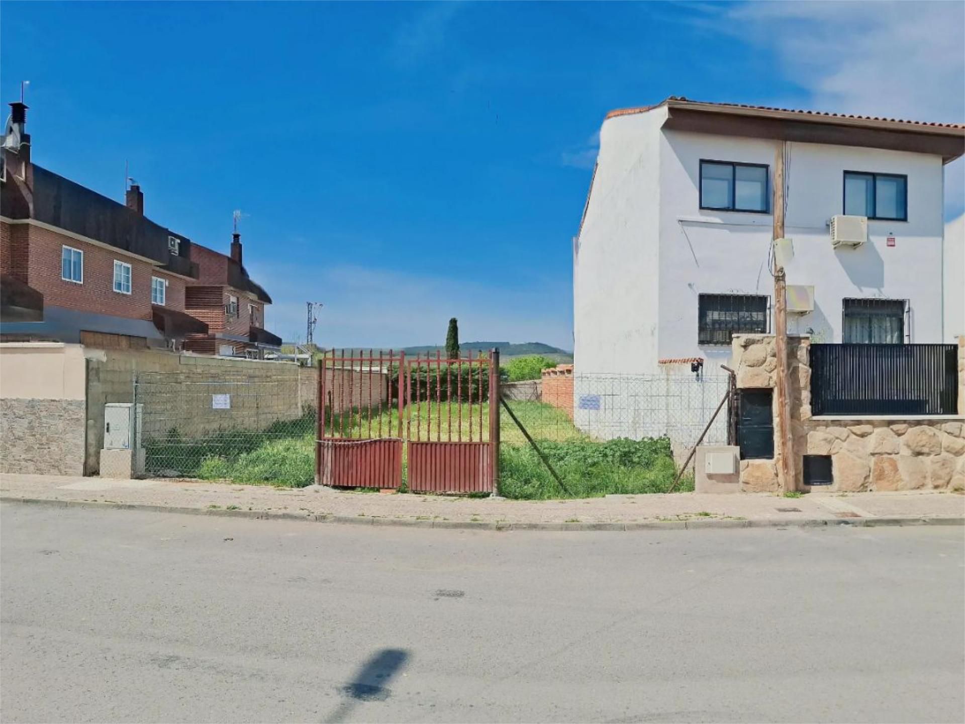 Residential for sale in Velilla de San Antonio