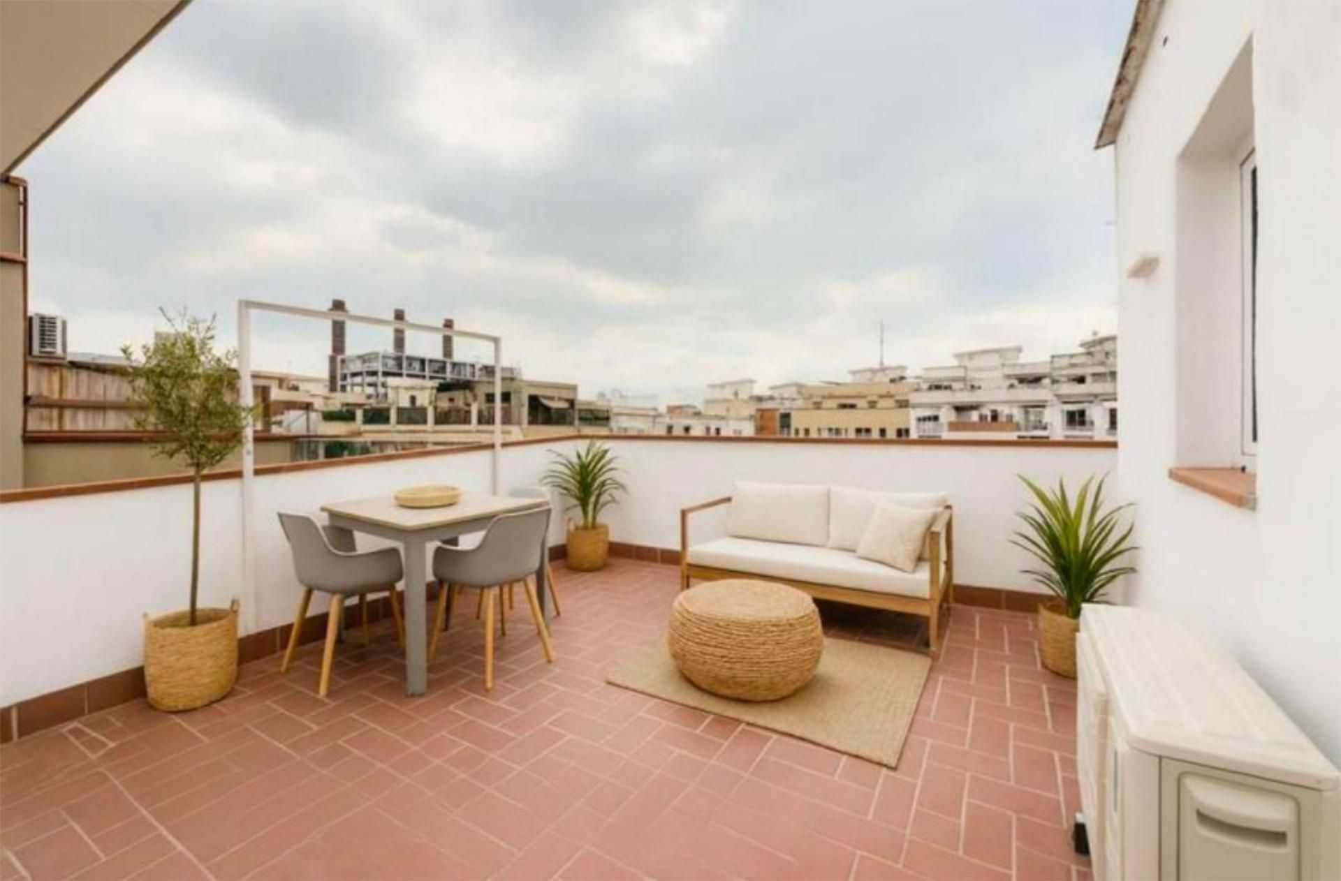 Attic for sale in Carrer de Lafont, 22, El Poble Sec - Parc de Montjuïc Terrace of Attic for sale in Barcelona Capital with Air Conditioner and Terrace
