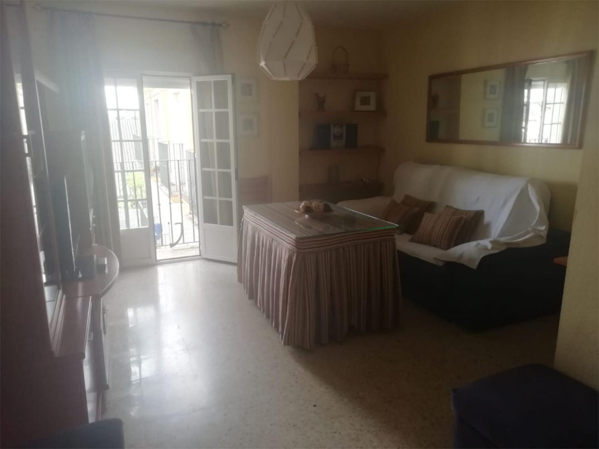 Dormitori de Apartament de lloguer en El Puerto de Santa María amb Moblat i Balcó