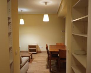 Dining room of Flat to rent in  Madrid Capital  with Air Conditioner