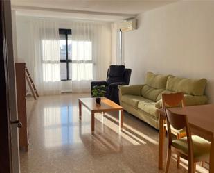 Living room of Flat to share in Burjassot  with Air Conditioner, Heating and Terrace