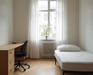Bedroom of Flat to share in Santander  with Heating and Furnished