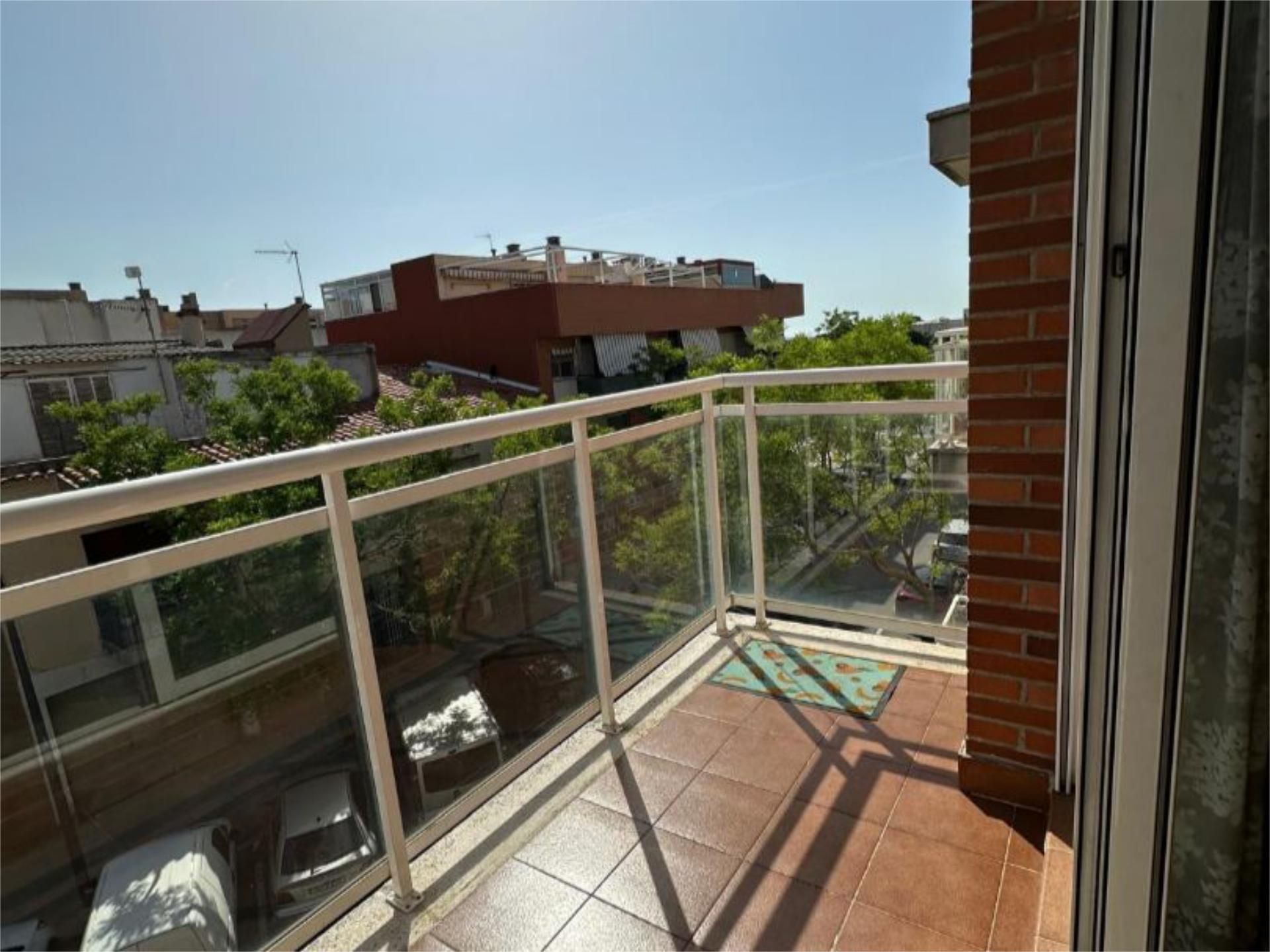 Exterior view of Flat for sale in Reus  with Air Conditioner and Balcony