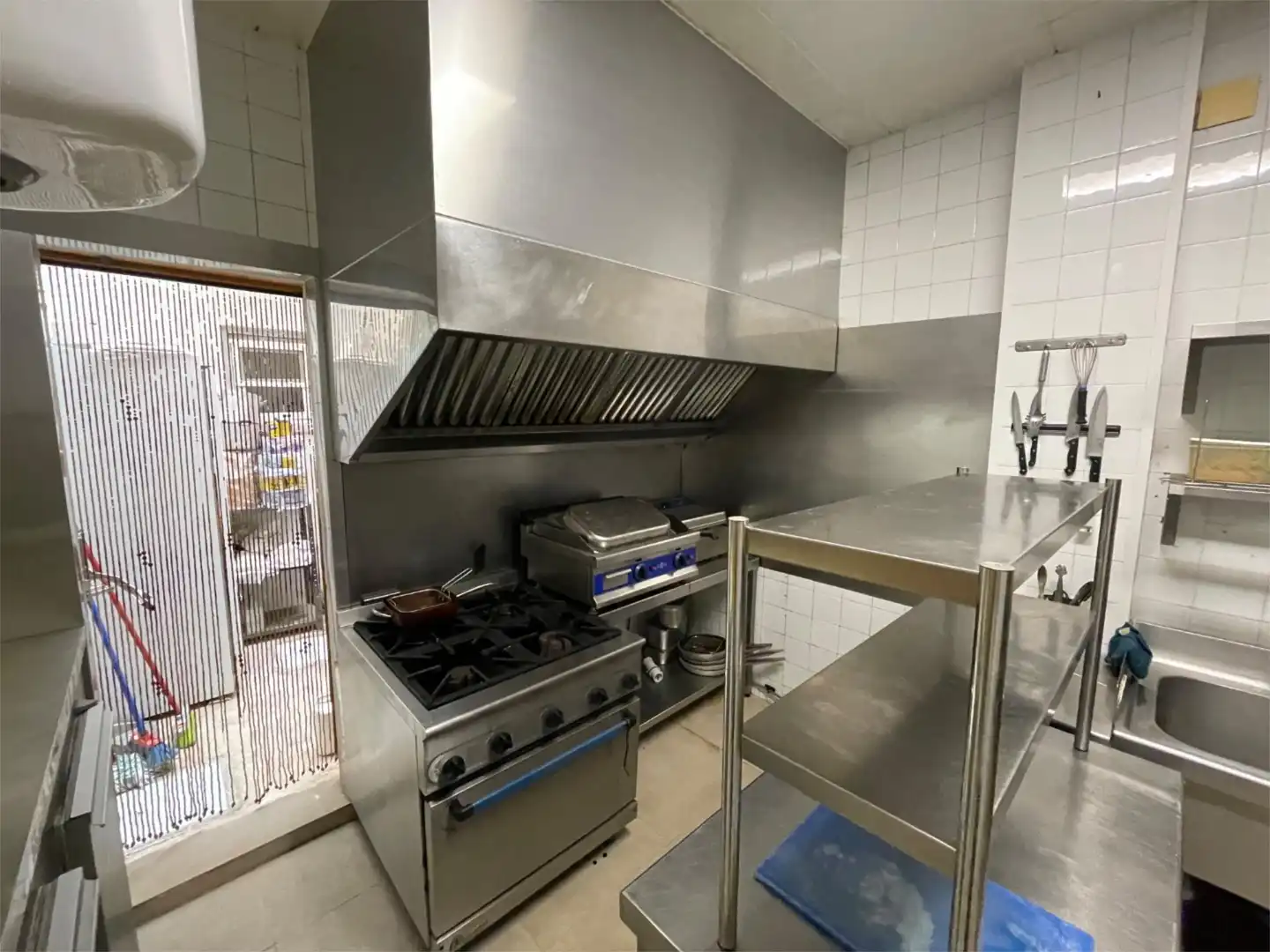 Local de alquiler en Carrer Miguel de Cervantes, 32, L'Ametlla de Mar pueblo Cocina de Local de alquiler en L'Ametlla de Mar con Aire acondicionado, Calefacción y Amueblado