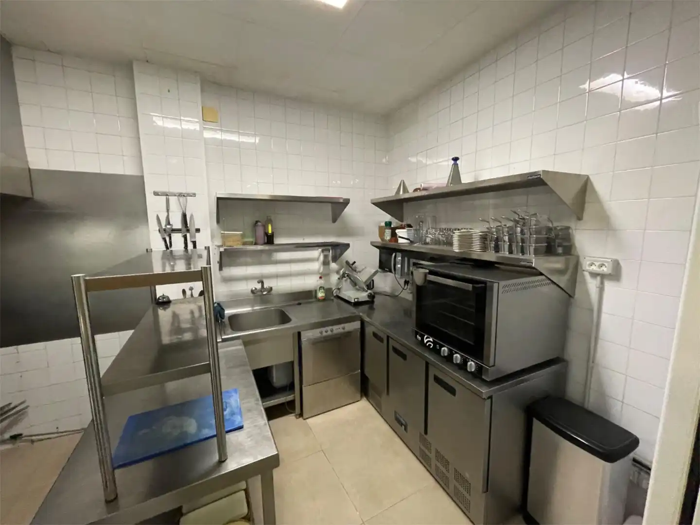 Local de alquiler en Carrer Miguel de Cervantes, 32, L'Ametlla de Mar pueblo Cocina de Local de alquiler en L'Ametlla de Mar con Aire acondicionado, Calefacción y Amueblado
