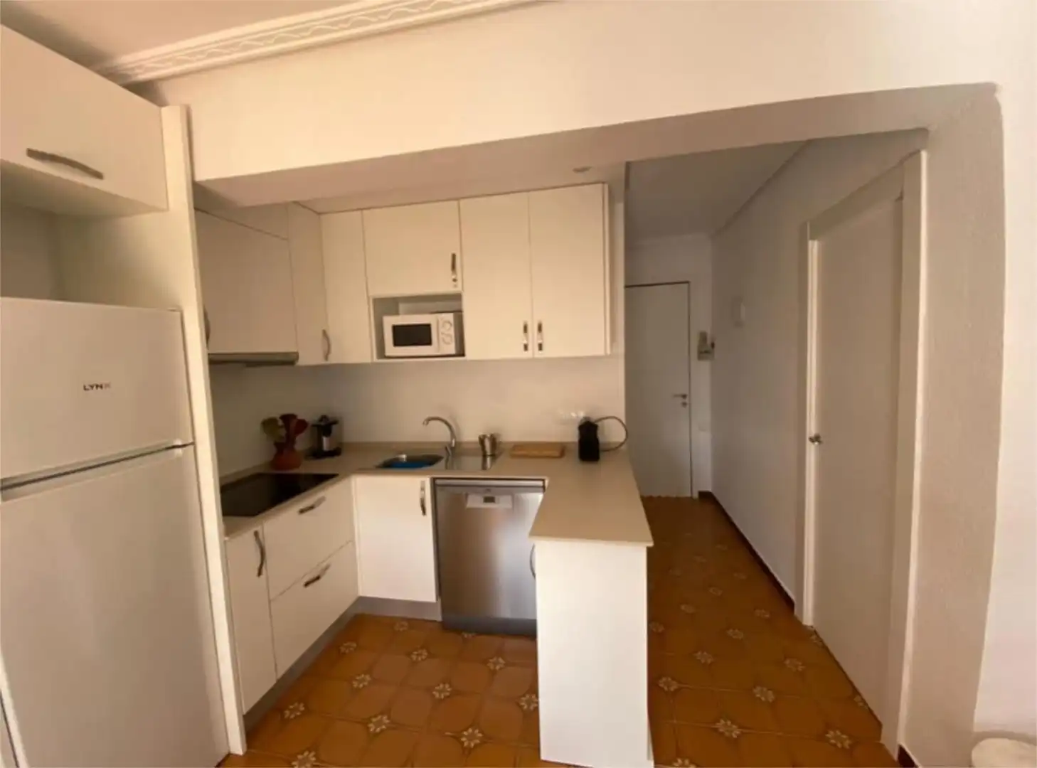 Apartments for rent in Carrer Torre Sant Vicent, 8, Torreón - La Almadraba Kitchen of Apartments for rent in Benicasim / Benicàssim with Air Conditioner, Heating and Private garden