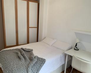 Flat to share in Calle General Molla, 13, Bárboles