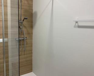 Bathroom of Flat for sale in  Valencia Capital  with Parquet flooring, Furnished and Oven