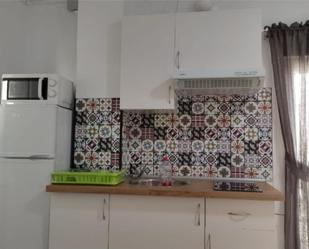 Kitchen of Study to rent in  Sevilla Capital  with Air Conditioner, Heating and Parquet flooring