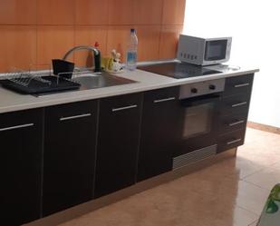 Cuina de Pis per a compartir en Telde amb Terrassa, Moblat i Forn