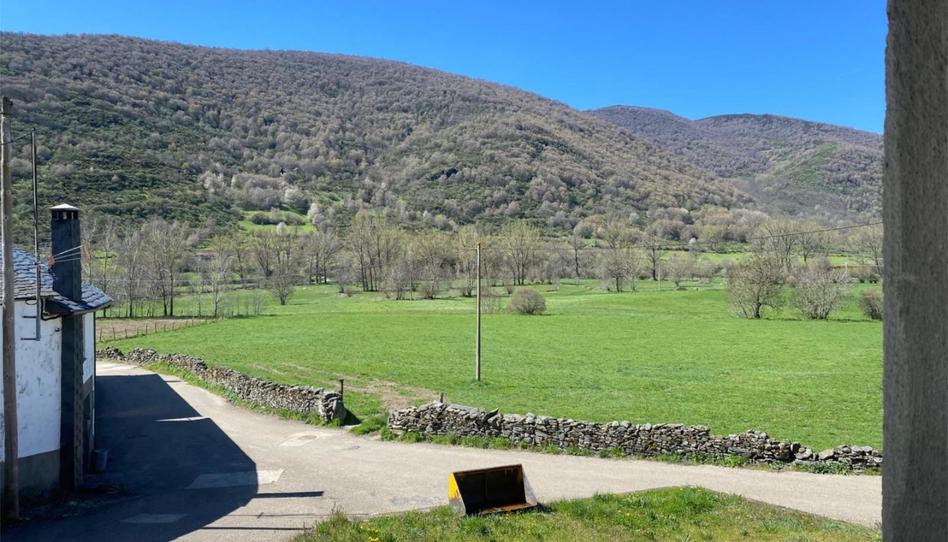 Foto 1 de Casa adosada en venda a Calle Real, 10, Murias de Paredes, León