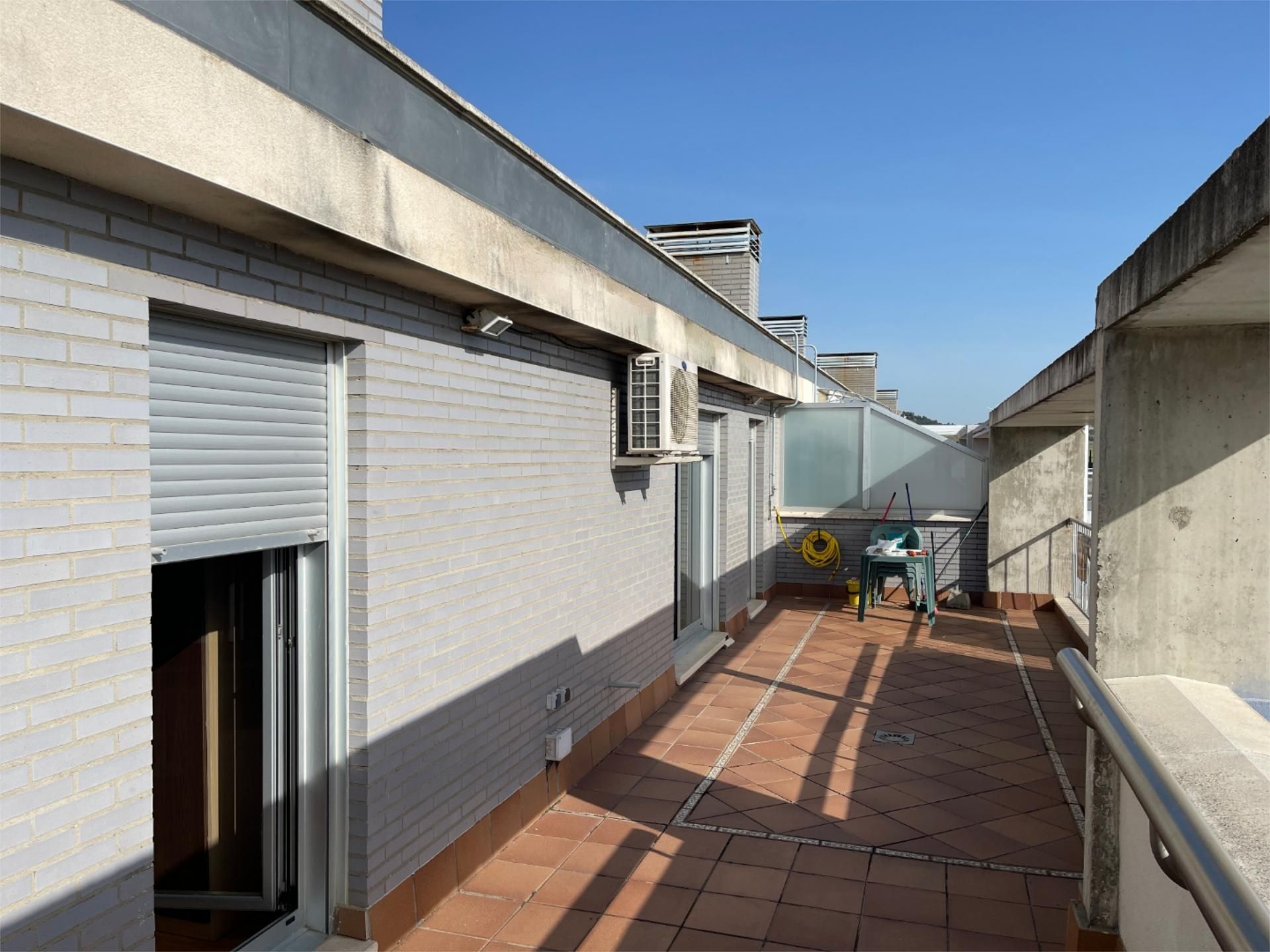 Exterior view of Attic for sale in Palencia Capital  with Air Conditioner and Terrace