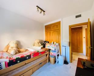 Bedroom of Flat to rent in  Granada Capital  with Air Conditioner, Heating and Oven