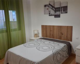 Dormitori de Pis de lloguer en Burgos Capital amb Calefacció, Parquet i Moblat
