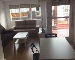 Sala d'estar de Pis de lloguer en Cartagena amb Balcó