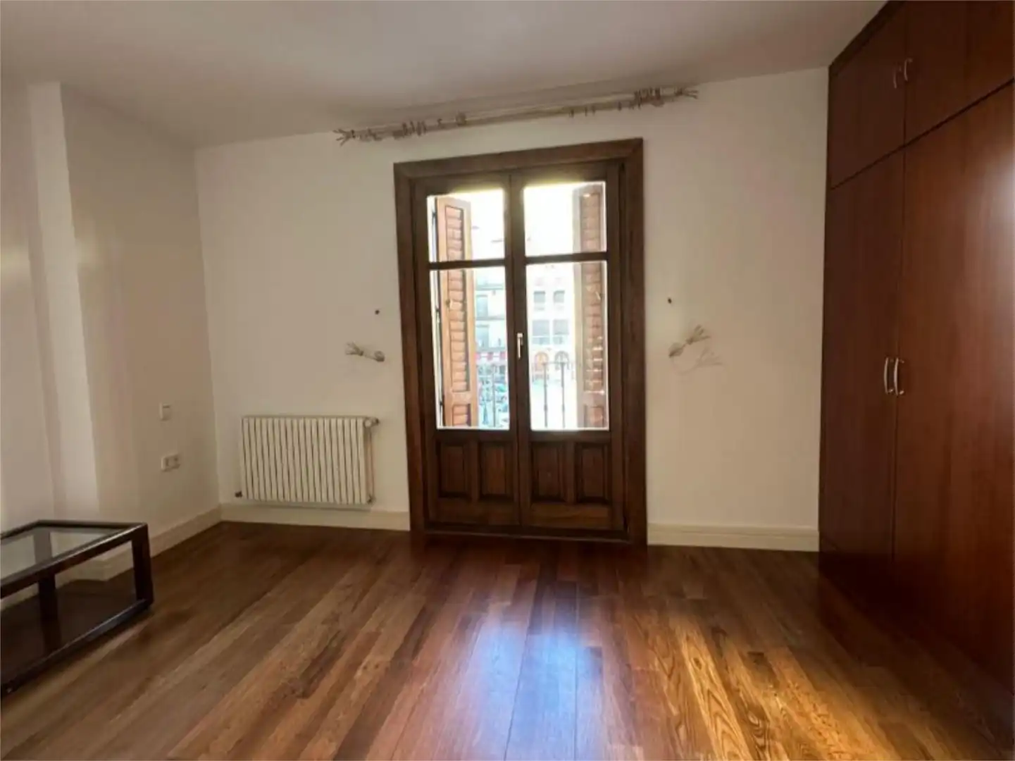 Casa adosada en venda a Plaza España, 19, Peñafiel Dormitori de Casa adosada en venda en Peñafiel amb Aire condicionat, Calefacció i Parquet