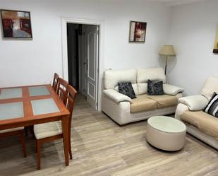 Living room of Flat for sale in Salamanca Capital  with Heating, Terrace and Furnished