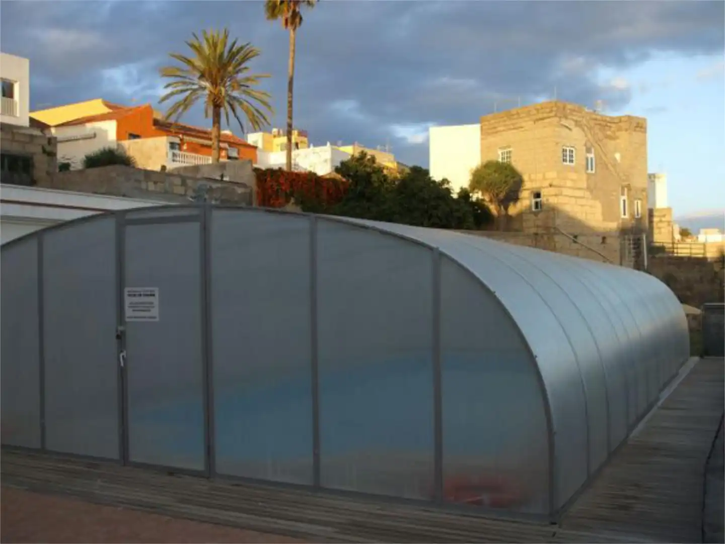 Vista exterior de Piso en venta en San Miguel de Abona con Aire acondicionado, Terraza y Piscina