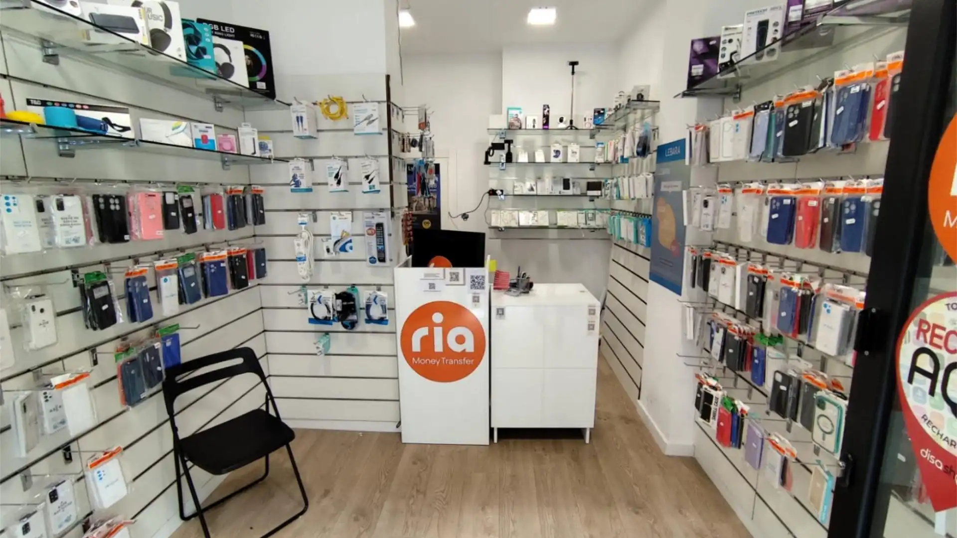 Premises for transfer in  Barcelona Capital