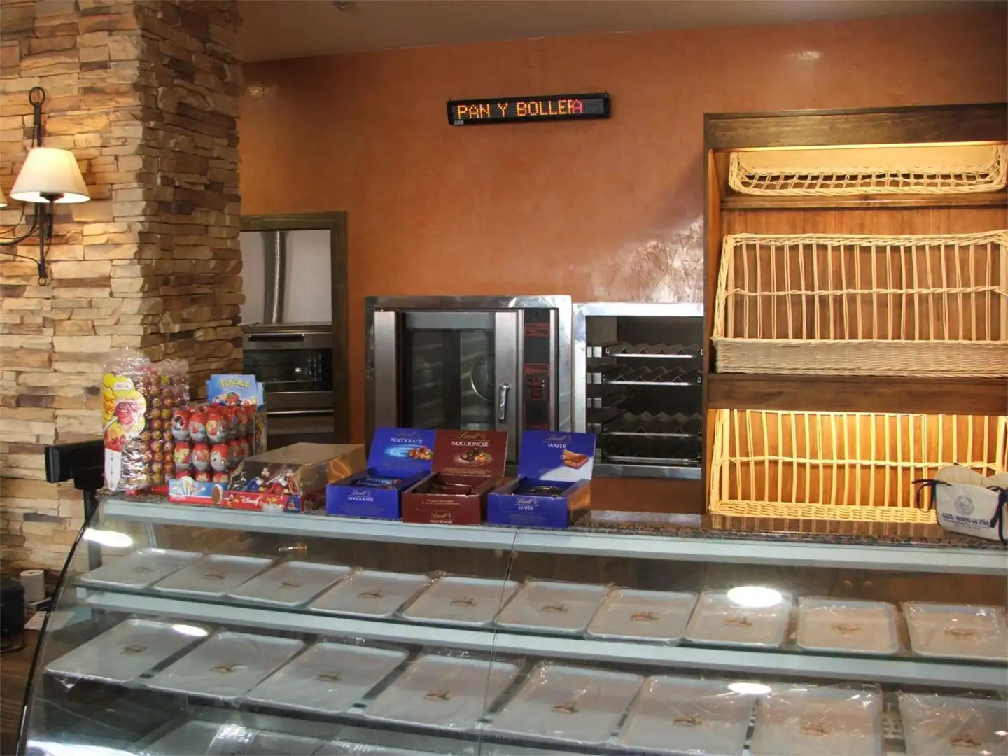 Local en venta en Calle Juan I de Portugal, 1, Centro Local en venta en Calle Juan I de Portugal, 1, Centro