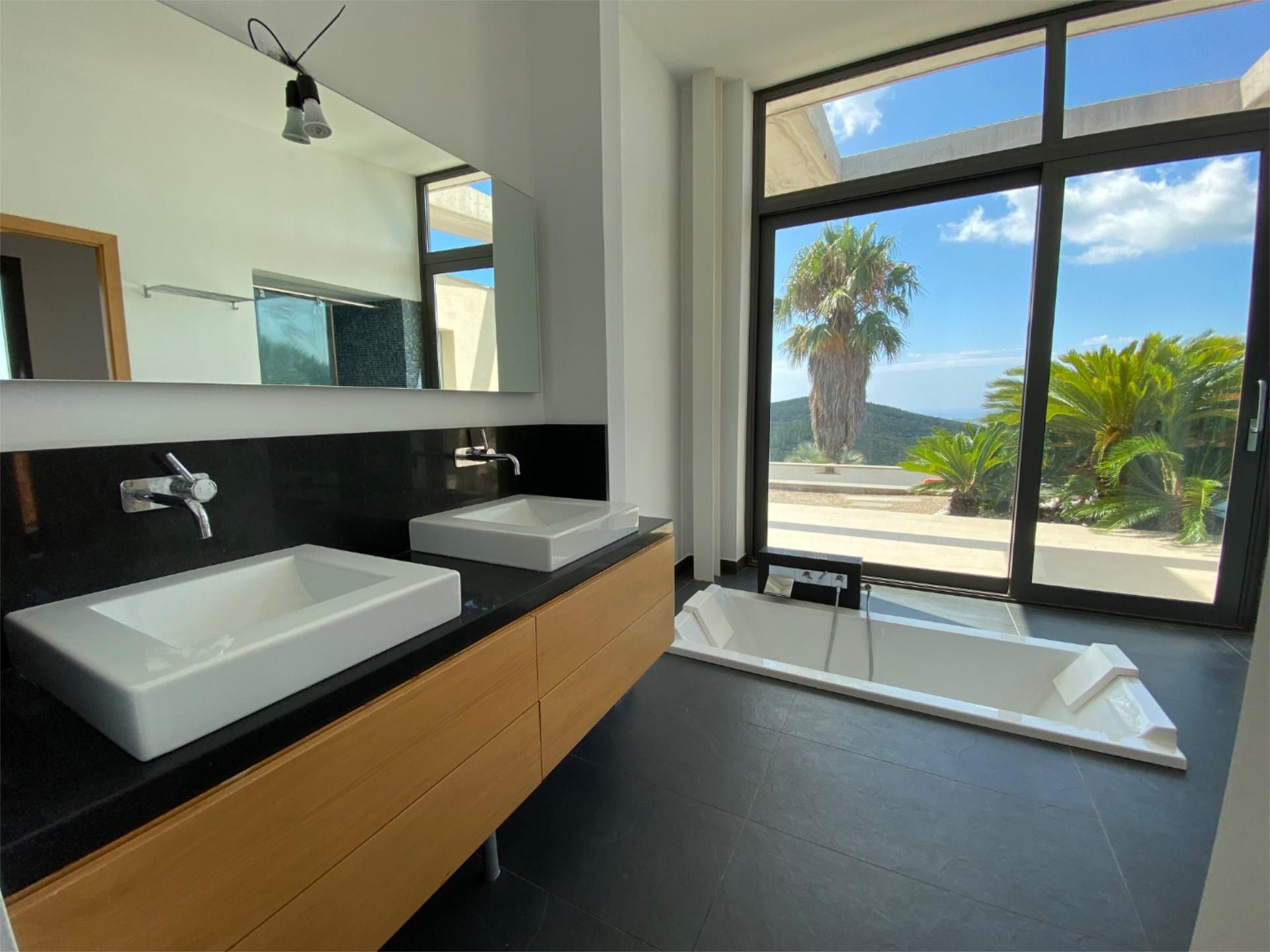 Bathroom of House or chalet for sale in Olivella  with Terrace and Swimming Pool