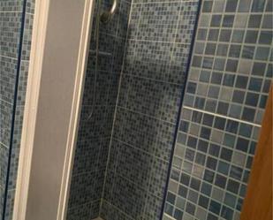 Bathroom of Flat to rent in  Huelva Capital  with Heating and Furnished