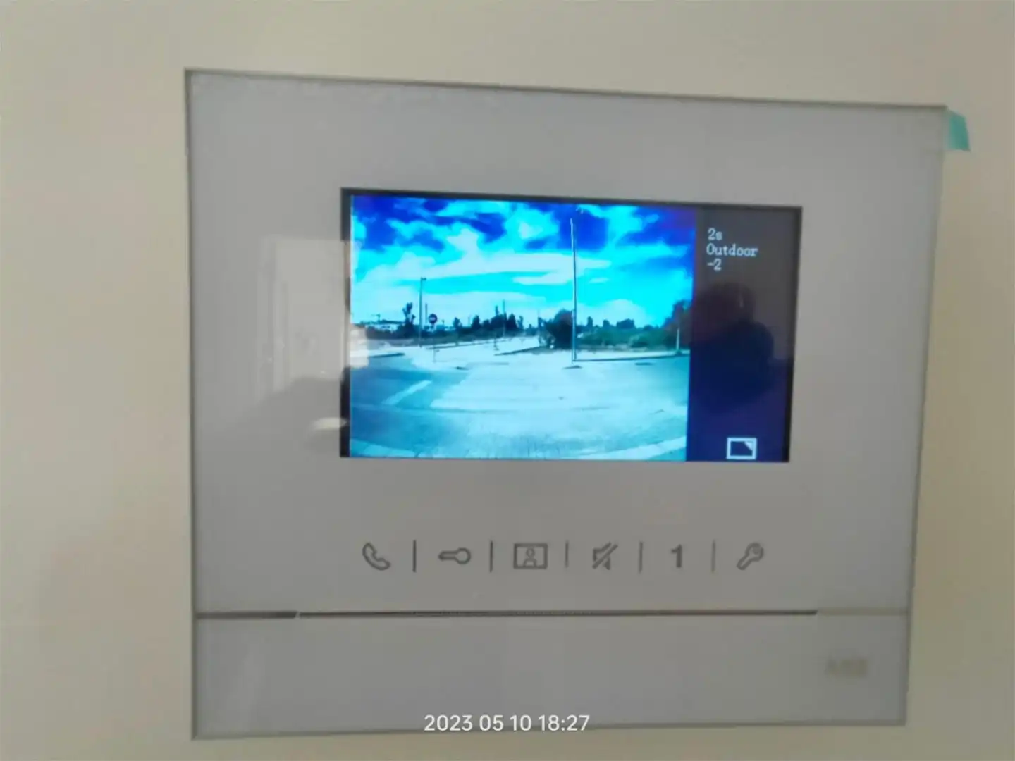 Piso en venta en Calle Carlos Benítez Saurel, 14, Entrenúcleos Vista exterior de Piso en venta en Dos Hermanas con Aire acondicionado y Terraza