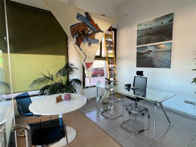 Oficina en Alquiler en Calle Montaña Clara, 5 en Fañabé - Ifonche y Benítez