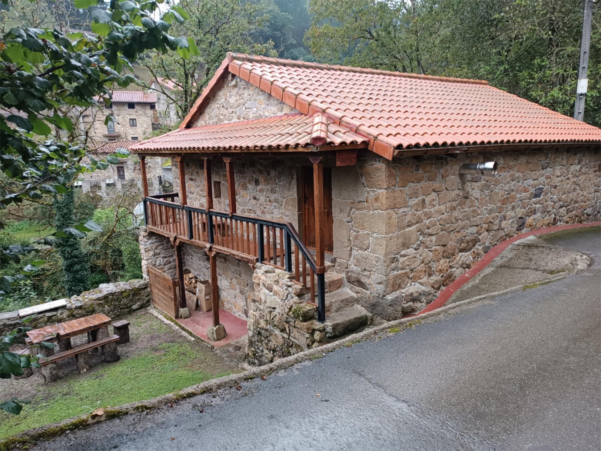 Exterior view of Country house for sale in Luena   with Heating, Private garden and Parquet flooring
