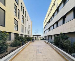 Vista exterior de Pis en venda en Aranjuez amb Calefacció, Jardí privat i Parquet