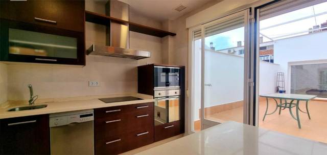 Casa adosada en Alquiler en Calle Hibisco, 9 en Maria Auxiliadora - Barriada de Llera