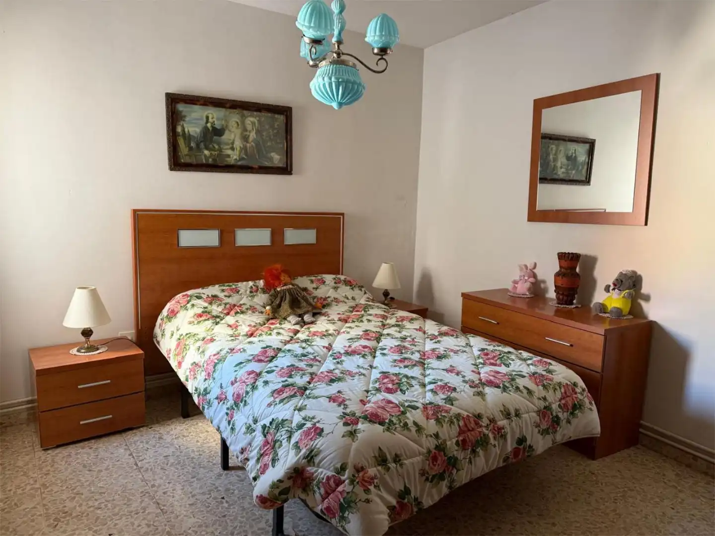 Casa adosada en venda a Calle Toledo, 28, Mondéjar Dormitori de Casa adosada en venda en Mondéjar amb Terrassa