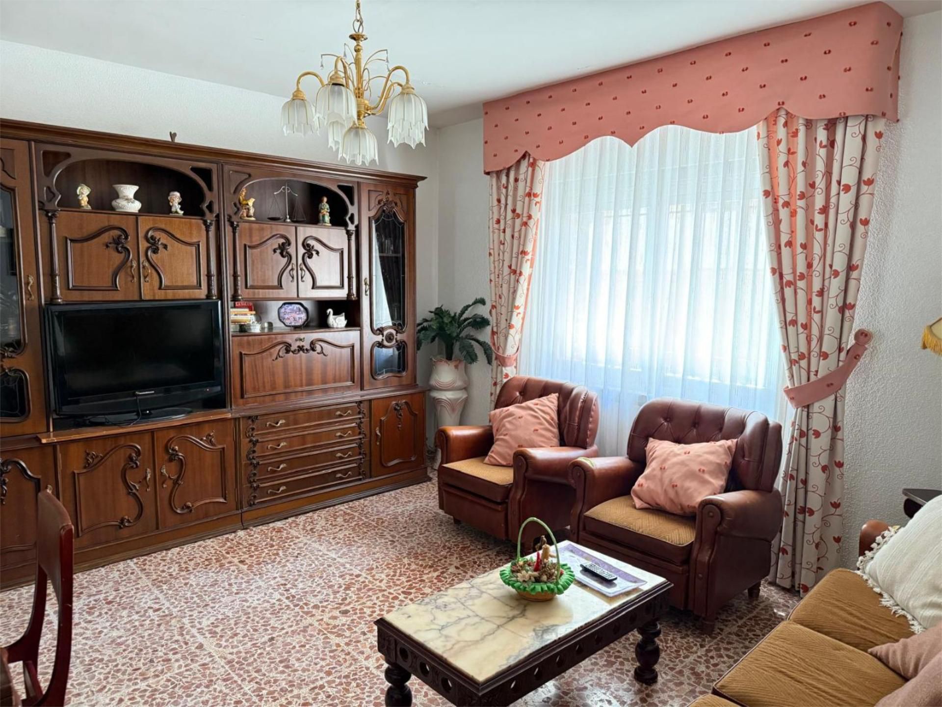 Living room of Single-family semi-detached for sale in Mondéjar  with Heating, Terrace and Furnished