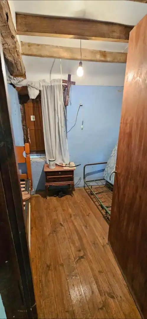 Schlafzimmer von Einfamilien-Reihenhaus zum Verkauf in Belmonte de Miranda
