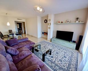 Living room of Flat for sale in Estepona  with Air Conditioner, Terrace and Community parking