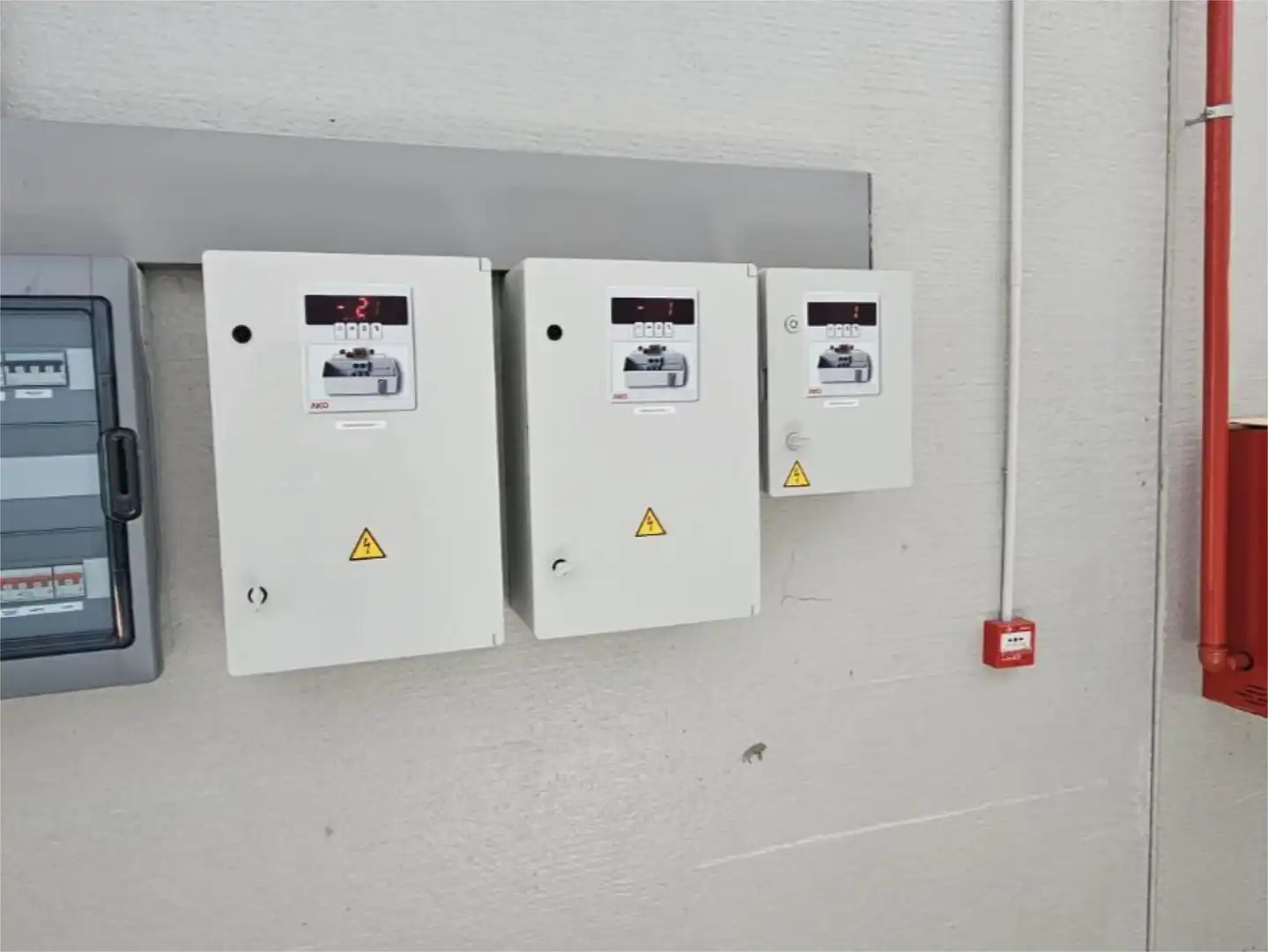 Industrial buildings for rent in Cañada del Cura, 29, Los Montesinos Garden of Industrial buildings for rent in Los Montesinos with Air Conditioner