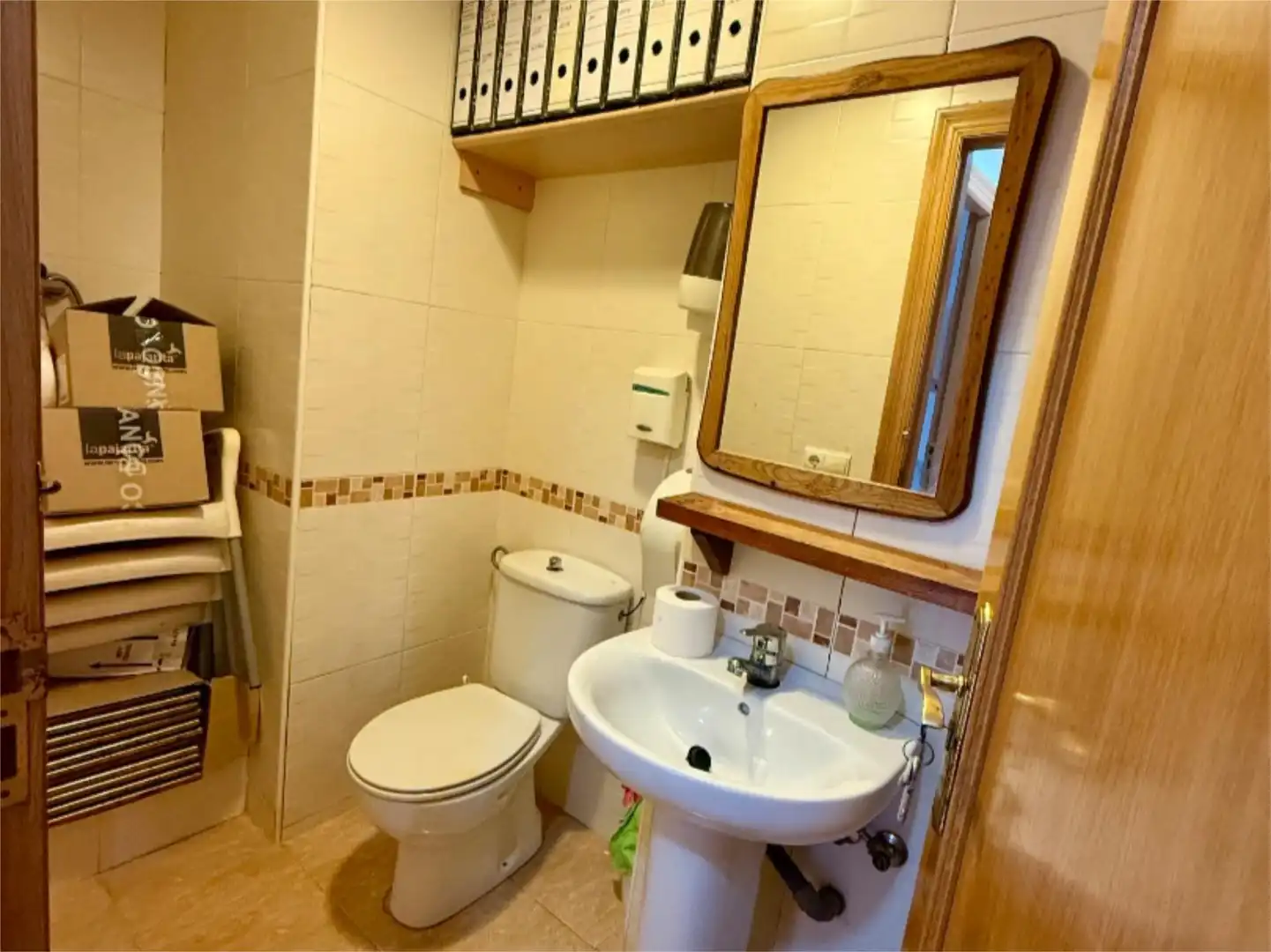 Local en venta en Carrer del Doctor Álvaro López, 41, La Malva-rosa Baño de Local en venta en Valencia con Aire acondicionado